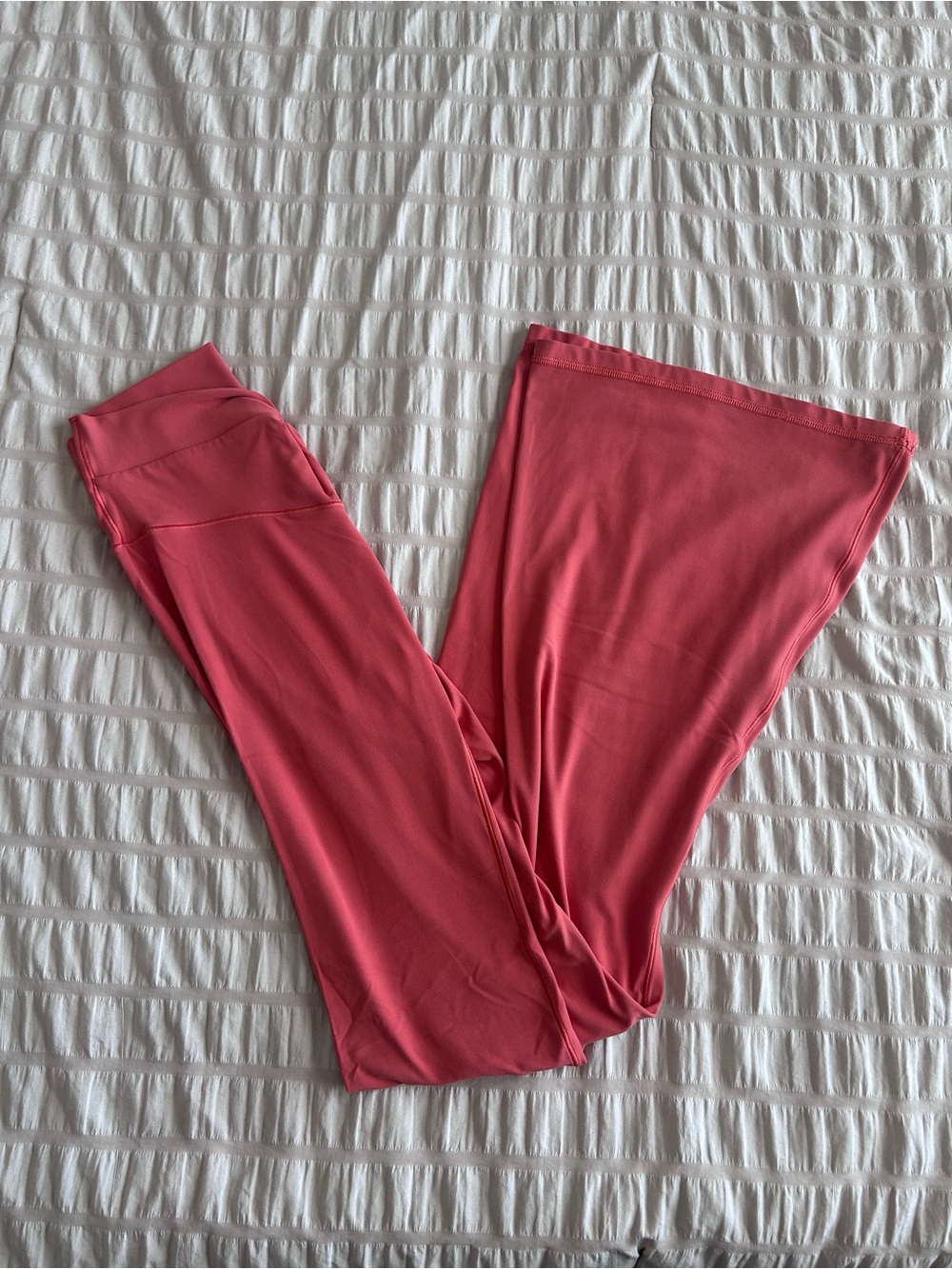 Aerie Offline Coral Twist Waist Flare Leggings (S)